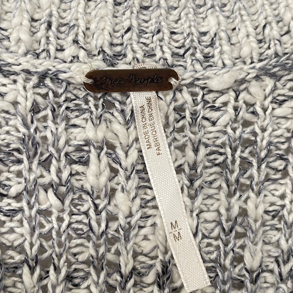 Free People Sweater Womens Medium White Gray Cable Knit Scoop Neck Pullover Top - Picture 6 of 10